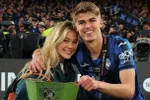 WAG-koorts - Opwarmen voor het WK 2026 met de lekkerste foto's van Jozefien, de vriendin van Charles De Ketelaere