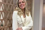 Van bootje varen worden we meestal zeeziek... maar als Virginie Claes meevaart in bikini, dan zijn we springlevend!