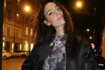 Zwangere techno-dj Amelie Lens straalt in bikini: "Zo ben je nóg mooier!" (foto's)
