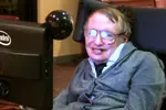 Stephen Hawking deed ijzingwekkende voorspelling over einde van de wereld: "Het komt dichterbij!"