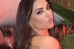 Yolanthe Cabau etaleert haar billetjes in de supermarkt... Maar mensen maken zich vooral zorgen over haar 'intieme' leven!