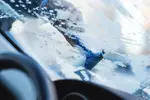Nu de winter op komst is, waarschuwen experts: "Duw nooit op deze knop in je auto"