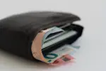 Per vergissing te veel loon op je rekening? Zo lang mag je baas het terugvragen