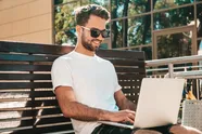 Vruchtbaarheidsdokter legt uit waarom je als man maar beter geen laptop op je schoot legt