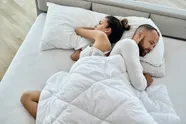 "Seks met m'n vriendin is saai. Ze wil enkel een orgasme omdat ze dan goed slaapt"