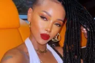 Influencer roept op om geen slipjes te dragen: "Pussy is te fris om in te pakken!" (foto's)