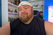 "Ik weeg 340 kg en opende een OnlyFans-account. Dik worden vind ik extreem kinky!"