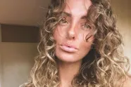 Madieke toont waarom 'bachelor' Fabrizio haar misschien beter niet had gedumpt (foto's)