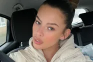 22-jarige Amsterdamse Rikkie Kollé wordt als eerste trans vrouw Miss Nederland