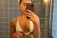 Dua Lipa brandt het Instagram-kot helemaal plat met heter dan hete bikinifoto's