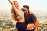 Marissa, de bloedmooie vriendin van Frank Molnar, gooit al haar kleren uit in de bloedhete Death Valley (foto's)