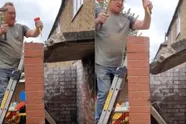 (On)handige Harry weigert een professional in te huren, maar beklaagt zich dat al héél snel