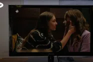 Thuis-kijkers woest wegens teveel 'seks' in hun favoriete soap:  "Het is vettig en het is vies."