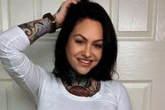 Tattoo-godin Pandora breekt het internet met video in sling-bikini: "Weinig stof, dus goed voor het milieu!"
