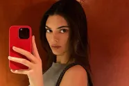 Miauwkes! Kendall Jenner deelt enkele stomende kiekjes in een wel erg kleine bikini