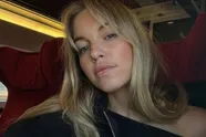 Goesting in heerlijke selfies van Bab Buelens in lingerie? U vraagt, wij draaien!