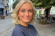 Julie Vermeire trotseert de koude in bikini, maar vreemd genoeg krijgen wij het er warm van (foto's)