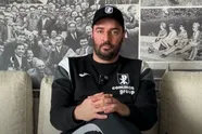 Patro Eisden-trainer Stijn Stijnen 6 (!) matchen geschorst omdat hij... zijn broer een mep verkoopt