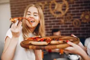 "Ik word helemaal hitsig van een stuk pizza. Als ik het ruik en proef, ben ik niet meer te houden!"