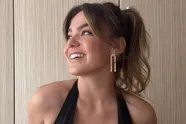 New balls please! Abbey Hoes blikt terug op snikhete tennis-shoot in lingerie (foto's)