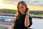 Pauline, de vriendin van Junior Planckaert, maakt indruk met enkele fenomenale bikinikiekjes