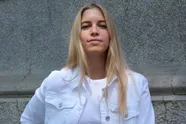 Alsof het niet warm genoeg is: Bab Buelens doet ons zweten met een geweldige bikinselfie