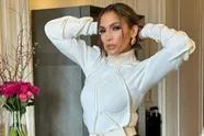 Fans van Jennifer Lopez gaan uit hun dak: 'J.Lo' viert haar verjaardag in een heerlijk badpak! (foto's)