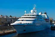 Cruiseschip maakt zich klaar voor vierjarige wereldreis langs 140 landen, om te ontsnappen aan presidentschap Trump