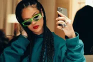 Rihanna steelt nog eens de show in lingerie van haar eigen merk en aan de foto's verbrand je gemakkelijk je vingers