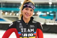 Schaatsbabe Joy Beune herinnert ons aan pikante Playboy-shoot door nog eens een topless kiekje te delen