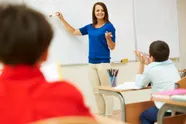 Verdienen Vlaamse leerkrachten te weinig in verhouding met de werkdruk? "Het is meer dan alleen maar voor de klas staan"