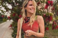 Actrice Helle Vanderheyden showt haar geweldige bikinibody en haar volgers gaan helemaal los (foto's)