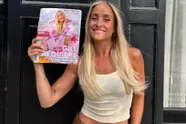 Gill, de vriendin van Niels Destadsbader, toont haar afgetrainde lichaam in eigen kledinglijn (foto's)
