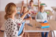Krijgen Vlaamse leerkrachten wel genoeg betaald: "Het is meer dan alleen maar voor de klas staan"