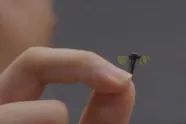 China onthult angstaanjagende mini‑drone ter grootte van een mug, ontworpen voor 'speciale missies