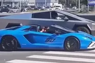 Dragrace tussen een Tesla Cybertruck en een Lamborghini Aventador levert een verrassend resultaat op