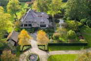 Ooit het duurste huis van Vlaanderen, nu een 'koopje': voor € 7.900.000 is deze villa in Kapellen voor jou