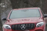Mercedes-eigenaar kiest voor opvallende nummerplaat, en veel Belgischer wordt het niet