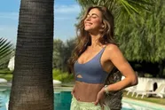 'Lekkerste fitgirl van Nederland' Lotte van Leeuwen imponeert in bikini: "Je zou zo een Bond-girl kunnen zijn!" (foto's)
