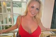 Lesley-Ann Poppe razend nadat Instagram haar lingerievideo verwijderde, en dat maakt ze even flink duidelijk