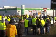 De Waalse 'gele hesjes' zijn boos en plannen een stevige actie: op deze dag gaan ze de boel helemaal blokkeren