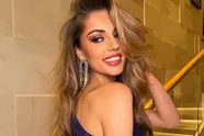 Miss België Karen Jansen trakteert ons op een stomende fotoshoot in de badkuip: "Het water kookt!"