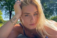 De volgers van Alice uit 'Big Brother' worden knettergek nadat ze stomende bikinifoto’s deelt: "Wat een lekker ding!"