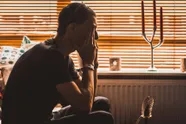 Wannes (35) is nog steeds maagd en stilaan radeloos: "Er zijn drie grote redenen waarom ik de ware liefde niet vind..."