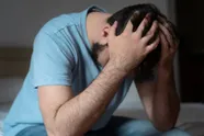 Joris (32) houdt van zijn vriendin, maar is doodsbang van haar dominant alter ego in bed: "Ze bindt me soms uren vast!"