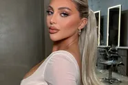 Kayley, ooit nog beroepsmilitair, gooit nu andere 'wapens' in de strijd: "Dat zijn twee atoombommen!" (foto's)