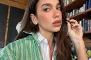 Nachtegaal en Brits-Albanese godin Dua Lipa deelt een foto van haar benen en iedereen zegt hetzelfde