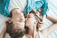 Waarom plots alle vrouwen wild zijn van 'shallowing' tussen de lakens: "Met zijn vingers of een speeltje... Zalig!"