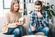 Nieuwe cijfers: kunnen jonge mensen in Vlaanderen nog een huis kopen? (spoiler alert: je wordt er niet blij van)