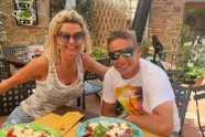 Virginie, de vrouw van Wesley Sonck, toont haar 'niet perfecte lichaam' in bikini... Voor ons is dat perfect genoeg!